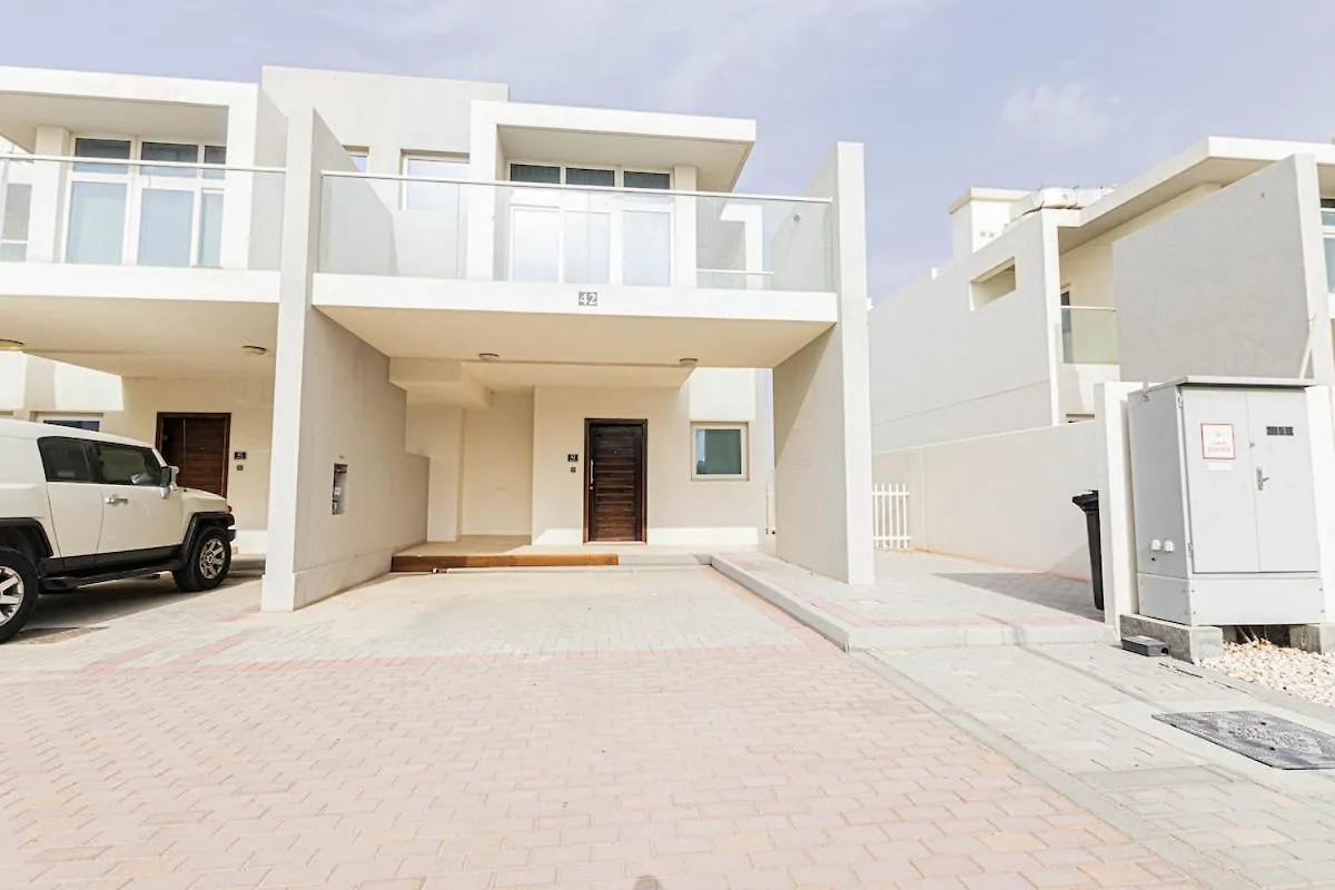 Exclusive Fully Furnished Villa Dubai United Arab Emirates